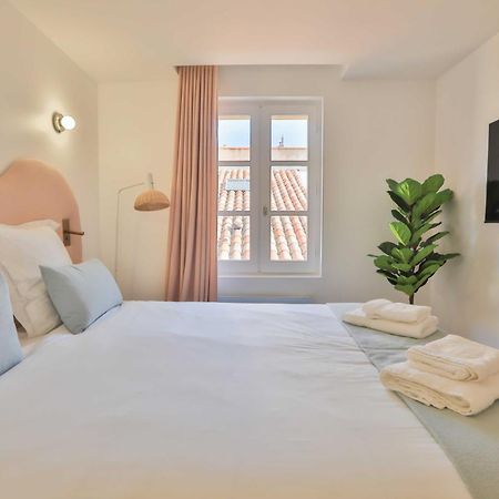 Nice 2 Bed Flat - Hyper Centre St Tropez 圣特罗佩 外观 照片